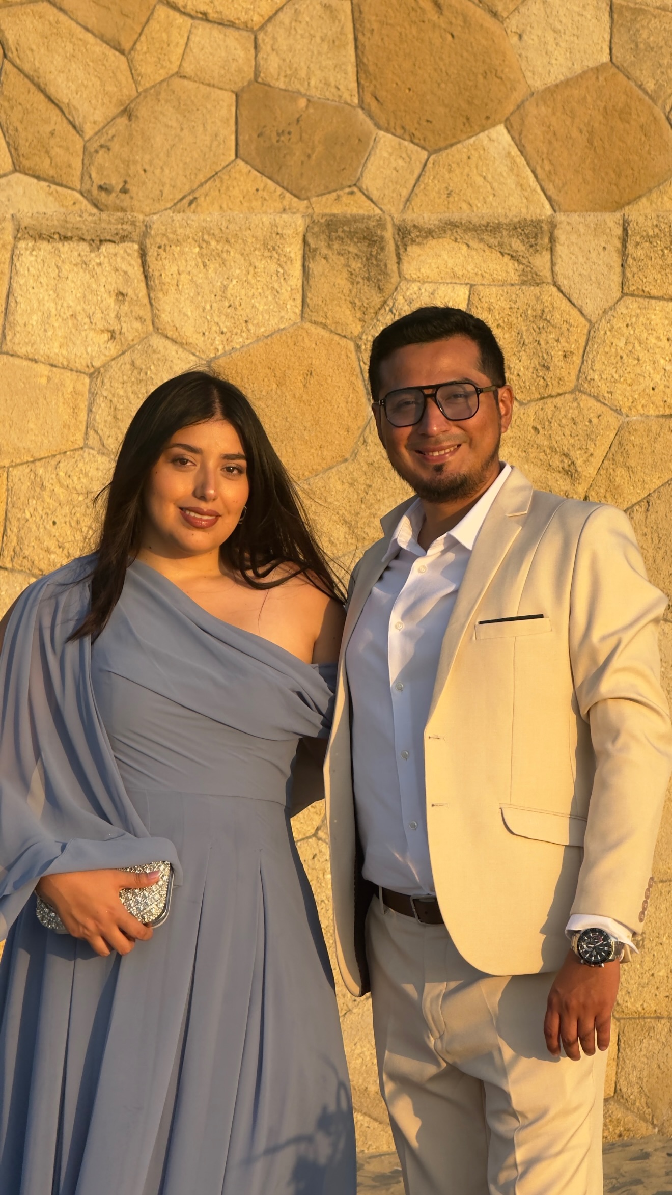Pamela y Eduardo en una foto formal